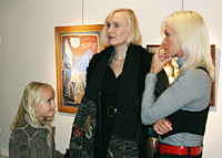 Helena Stenberg and daughter with Anette Lindegaard