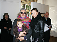 Marianne Lindberg De Geer with her daughter and grand-daughter